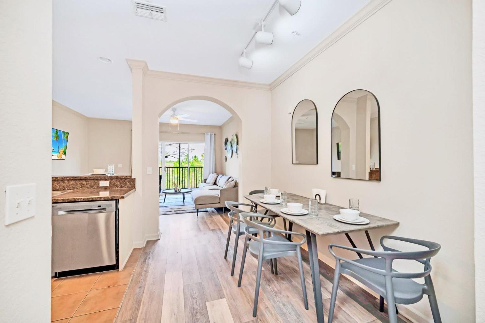 Bright Condo - 2Br With Pool & Hot Tub, Near Disney! Orlando Eksteriør bilde